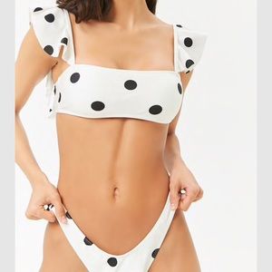 ⭐️host pick⭐️Ruffle bikini top and bottom …